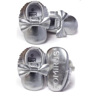 Baby Toddler Silver Fringe Moccasin Booties